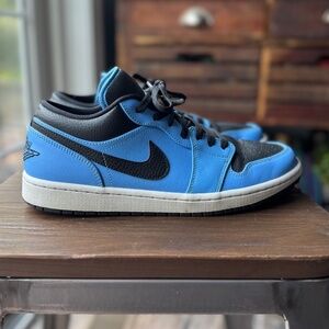 Men's Nike Air Jordan 1 Low University Blue & Black Sneakers~Size 11